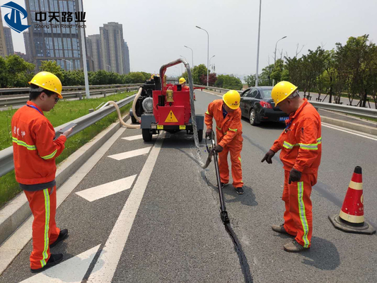 160 Grad Asphalt Road Maintenance Hot Tar-Straßen-Reparatur-Dichtungsmittel-, zum der Straße zu reparieren