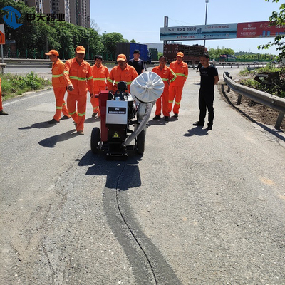 160 Grad Asphalt Road Maintenance Hot Tar-Straßen-Reparatur-Dichtungsmittel-, zum der Straße zu reparieren